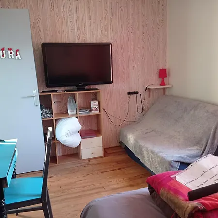 Apartamento Type 1bis Avec 20 De Marche A Monte Gourdon-en-quercy